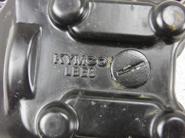 photo de CACHE CULBUTEUR KYMCO QUANNON 125 (2007 - 2014)