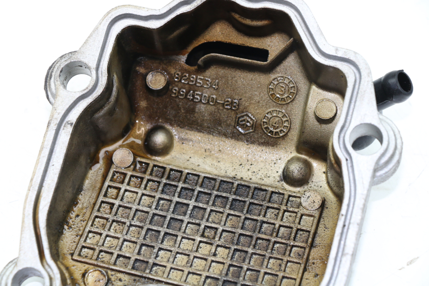 photo de CACHE CULBUTEUR PIAGGIO VESPA GRANTURISMO 125 (2003 - 2007)
