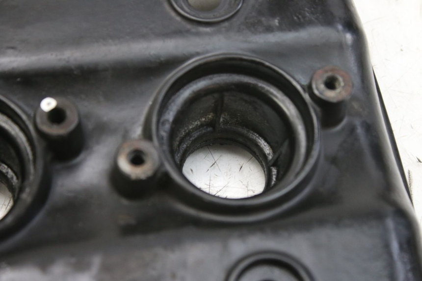 photo de CACHE CULBUTEUR TRIUMPH SPRINT ST 955 (1999 - 2001)