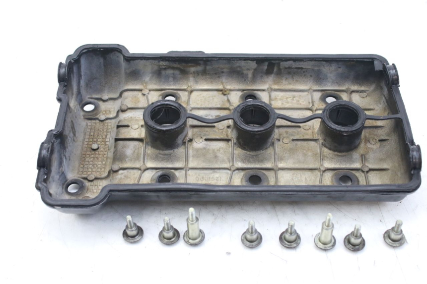 photo de CACHE CULBUTEUR TRIUMPH SPRINT ST 955 (1999 - 2001)