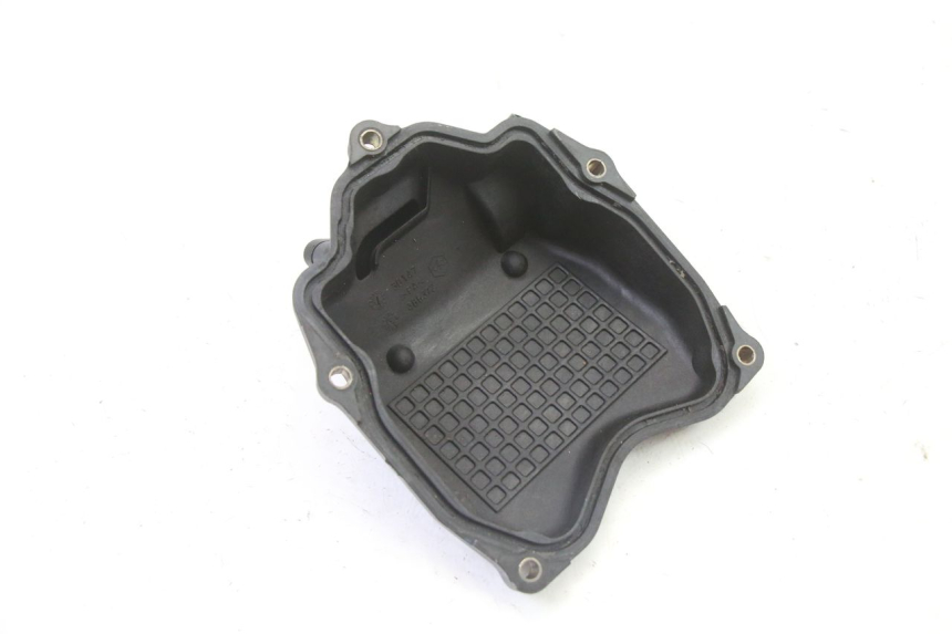 photo de CACHE CULBUTEUR PIAGGIO SUPER LX 125 (2000 - 2003)