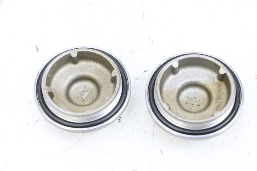 photo de CACHE CULBUTEUR YAMAHA YP MAJESTY 125 (2002 - 2006) - Détail de la pièce