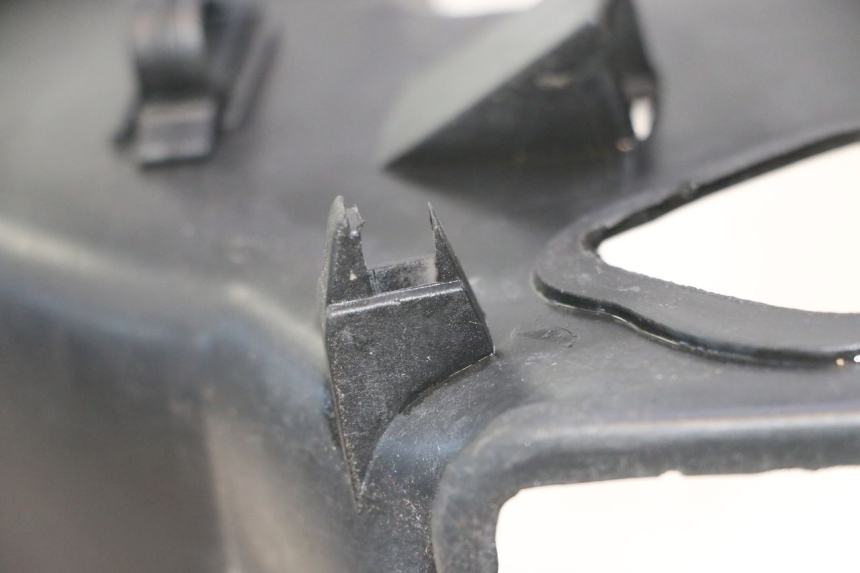 photo de CACHE CYLINDRE KYMCO LIKE 125 (2009 - 2016) - Détail de la pièce