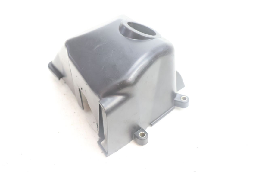 photo de CACHE CYLINDRE PEUGEOT STREETZONE NAKED 2T 50 (2014 - 2018) - Gros plan technique