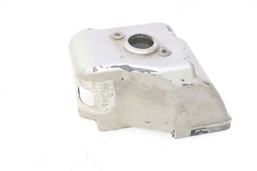 photo de CACHE CYLINDRE PIAGGIO TYPHOON 50 (1993 - 1999) - Points de fixation