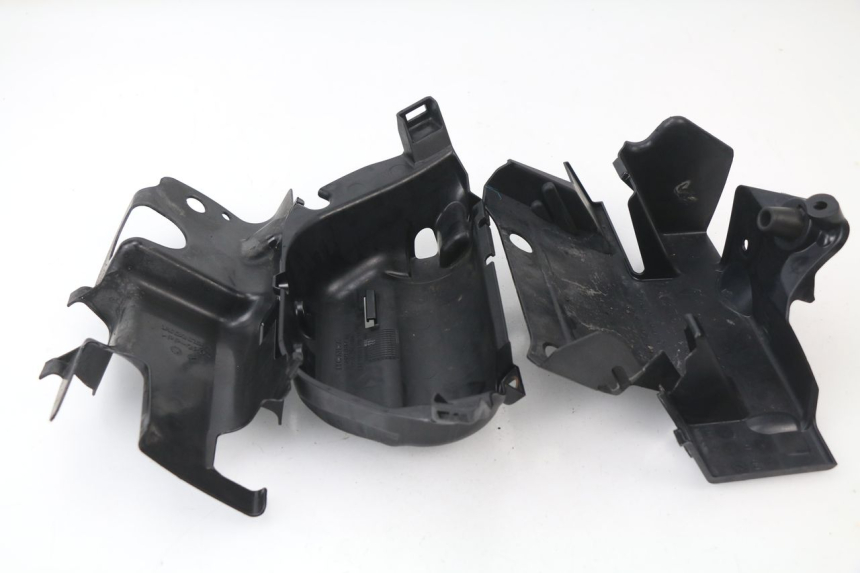 photo de CACHE CYLINDRE HONDA VFR F 1200 (2010 - 2015)