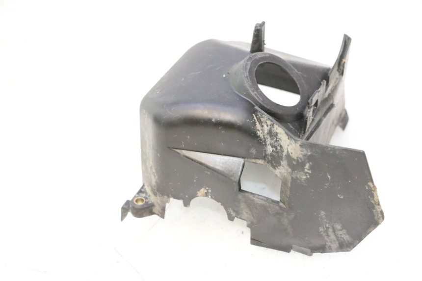 photo de CACHE CYLINDRE PEUGEOT VIVACITY 50 (1998 - 2003) - Points de fixation