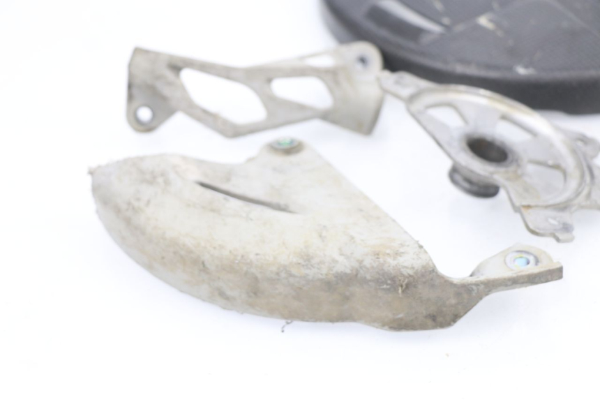 photo de CACHE DISQUE FREIN YAMAHA YZF YZ-F 450 (2006 - 2009) - Vue rapprochée