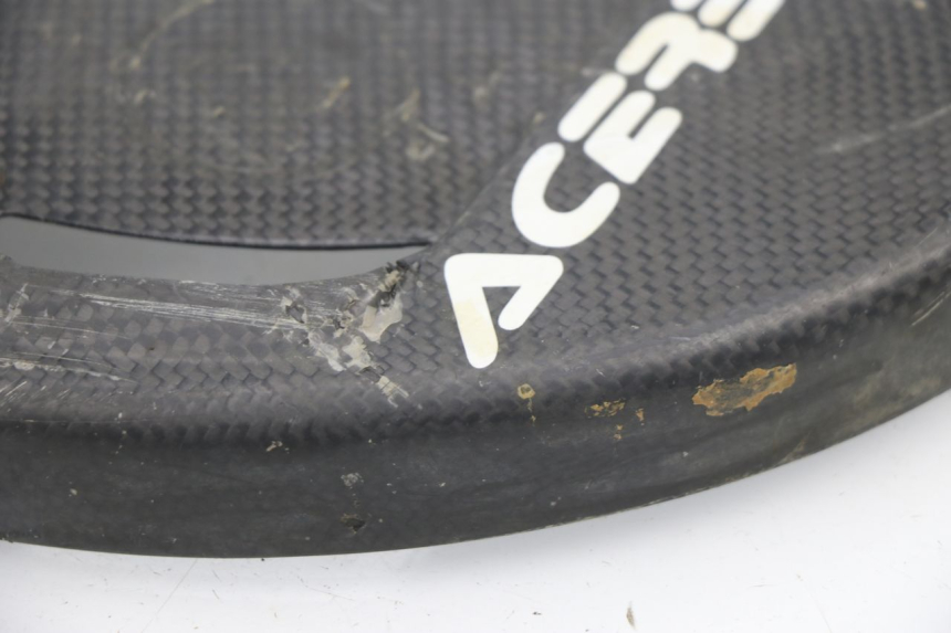 photo de CACHE DISQUE FREIN YAMAHA YZF YZ-F 450 (2006 - 2009) - Gros plan technique