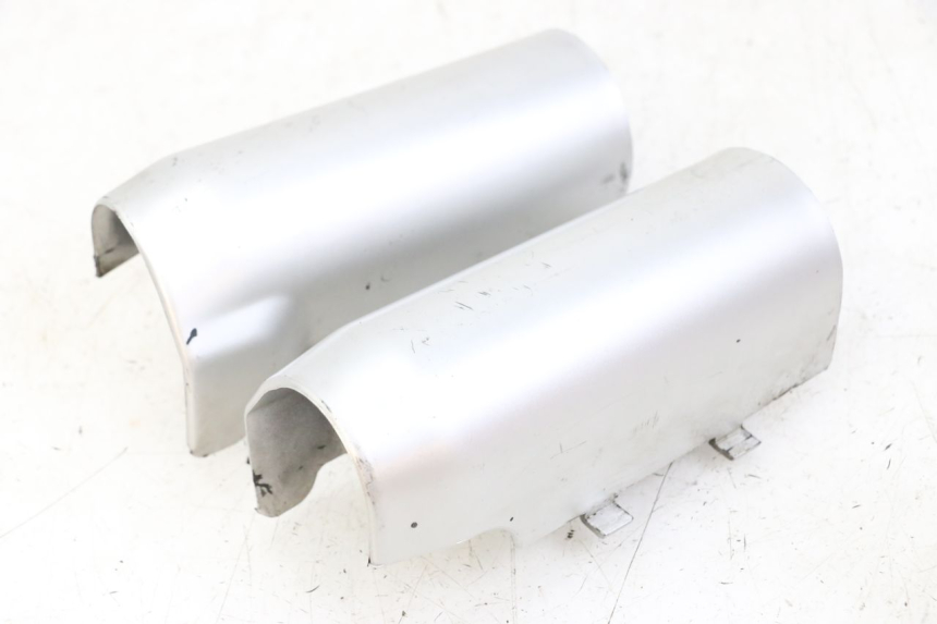 photo de CACHE FOURCHE PIAGGIO BEVERLY 125 (1998 - 2005) - Vue principale