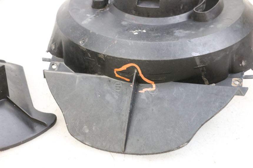 photo de CACHE FOURCHE MBK BOOSTER SPIRIT 50 (2004 - 2017) - Détail de la pièce