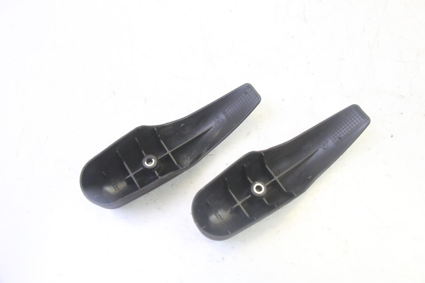 photo de CACHE FOURCHE PIAGGIO MP3 LT 300 (2010 - 2016) - Zoom état d’usage