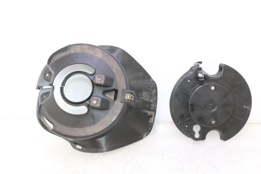photo de CACHE FOURCHE PEUGEOT TREKKER 50 (1995 - 2004) - Détail de la pièce
