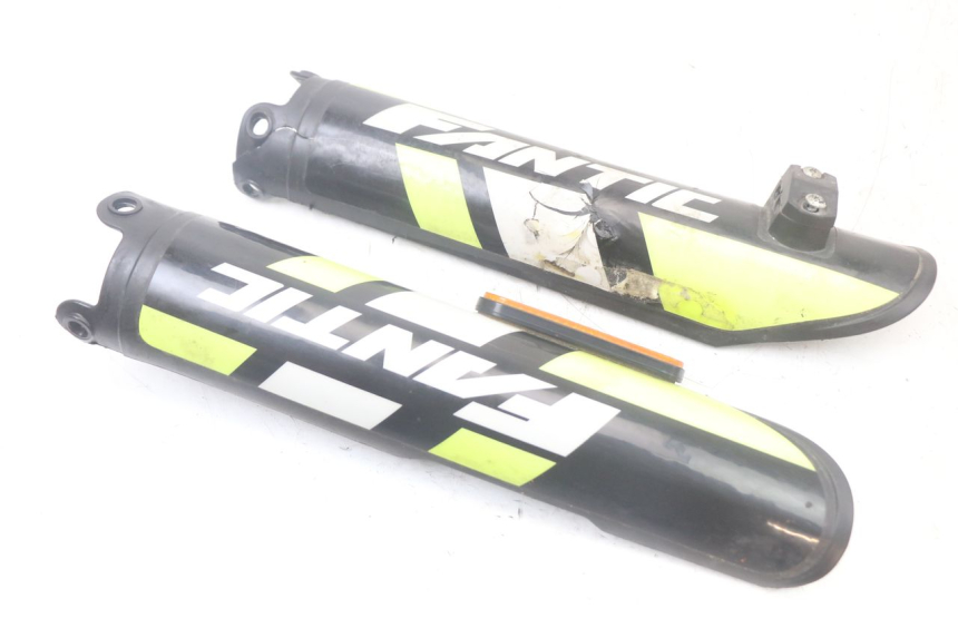 photo de CACHE FOURCHE FANTIC XM PERFORMANCE 2T 50 (2021 - 2022)