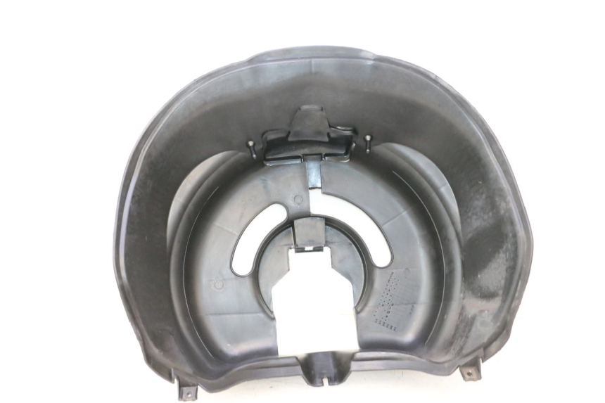 photo de CACHE FOURCHE YAMAHA YP MAJESTY 125 (1998 - 2001) - Détail de la pièce
