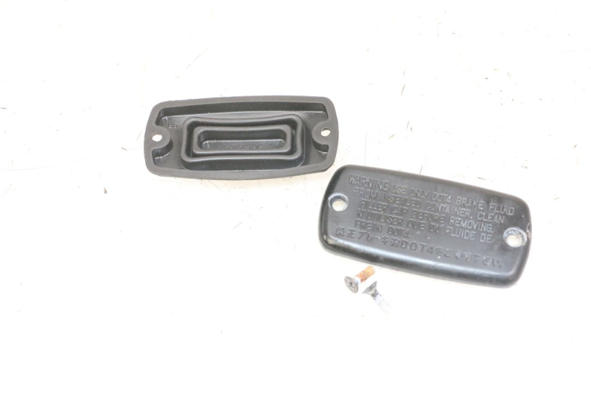 photo de CACHE MAITRE CYLINDRE HONDA CBF 500 (2004 - 2007)
