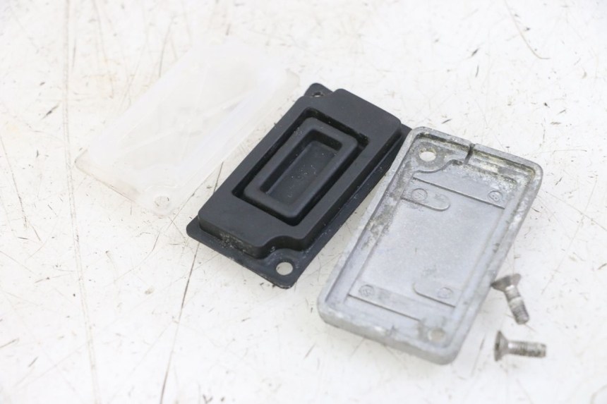 photo de CACHE MAITRE CYLINDRE KYMCO AGILITY 4T 50 (2005 - 2018)