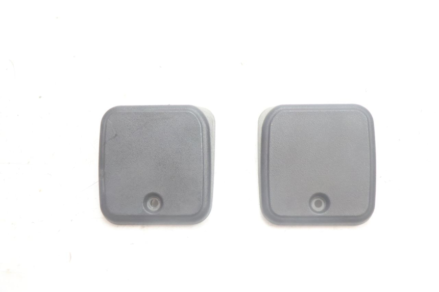 photo de CACHE MAITRE CYLINDRE PIAGGIO MP3 125 (2006 - 2014) - Vue principale