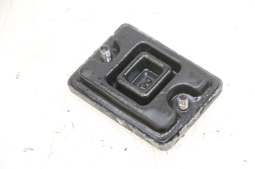 photo de CACHE MAITRE CYLINDRE PIAGGIO NEW TYPHOON 50 (2018 - 2021) - Zoom état d’usage