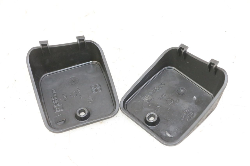 photo de CACHE MAITRE CYLINDRE PIAGGIO MP3 125 (2006 - 2014)