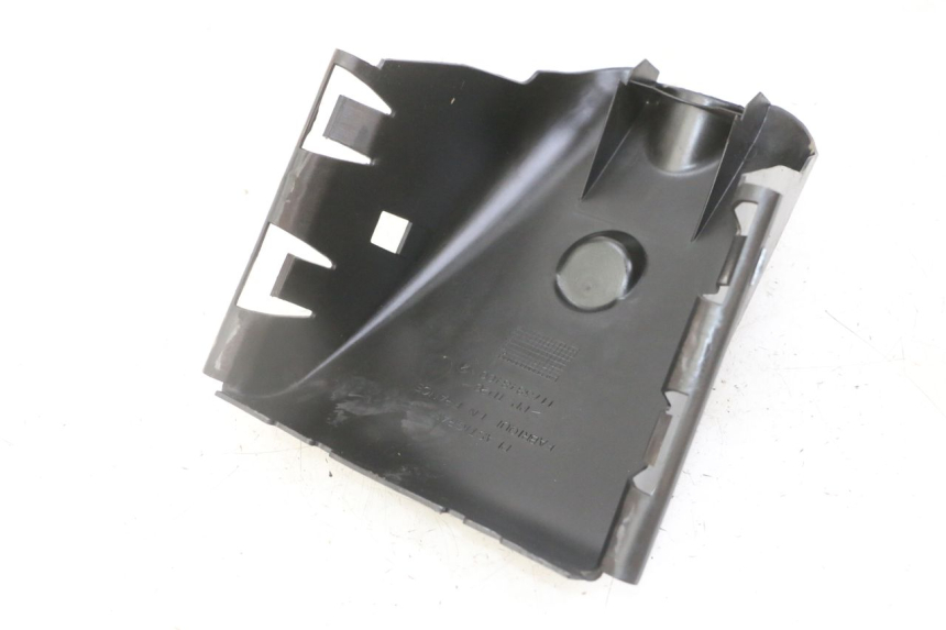 photo de CACHE MOTEUR PEUGEOT ELYSEO 125 (1999 - 2004)