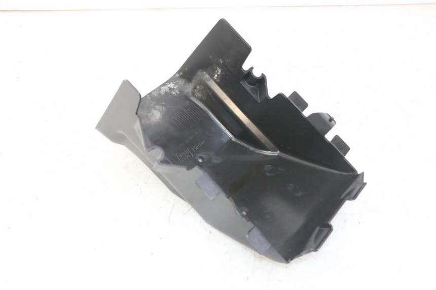 photo de CACHE MOTEUR PEUGEOT JET FORCE CARBU 50 (2003 - 2016)