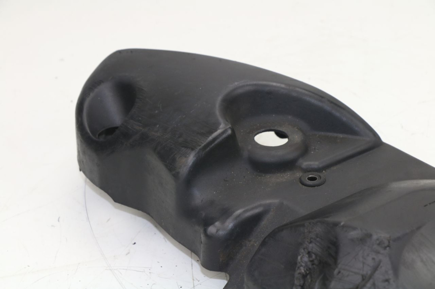 photo de CACHE MOTEUR MBK FLAME 125 (2000 - 2004)