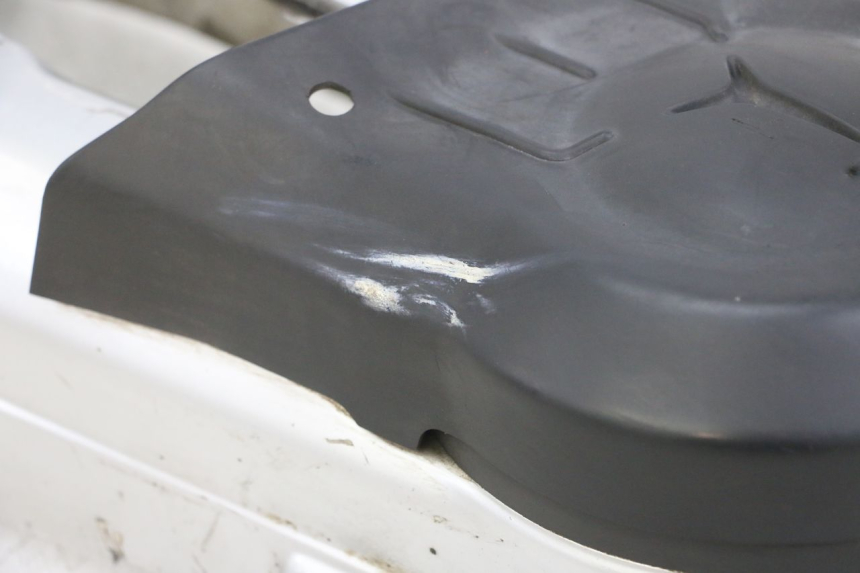 photo de CACHE MOTEUR PIAGGIO MP3 LT 400 (2007 - 2012)