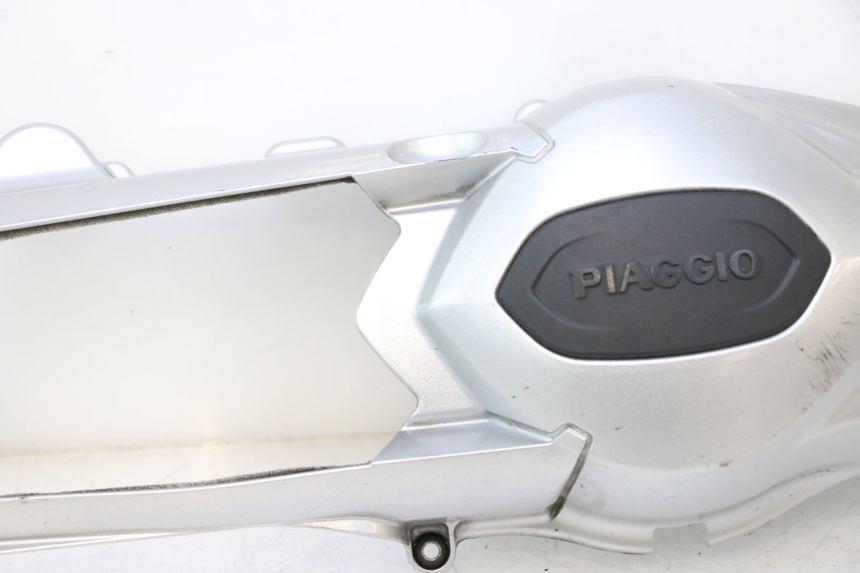 photo de CACHE MOTEUR PIAGGIO MP3 LT 300 (2010 - 2016) - Pièce contrôlée