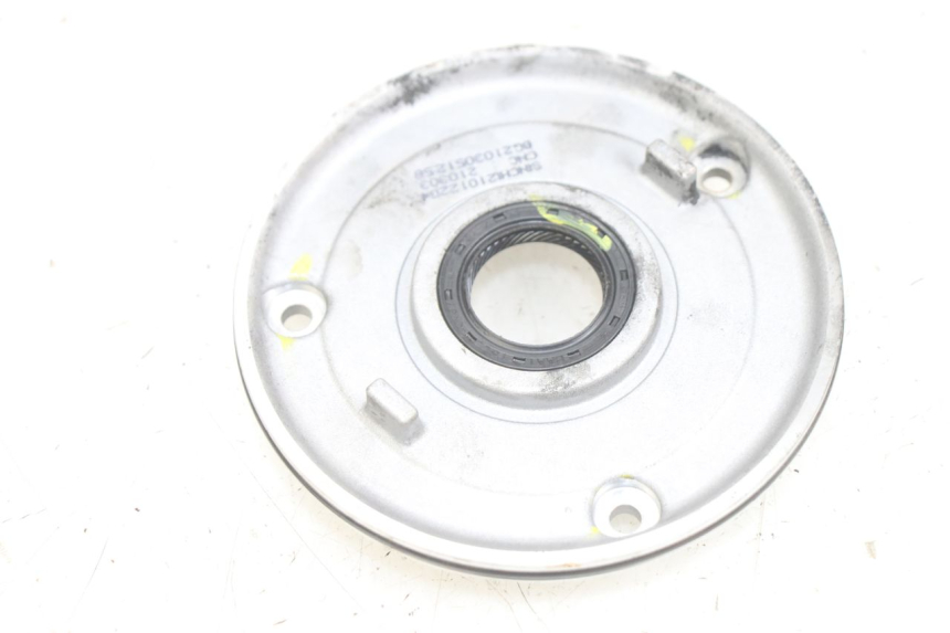 photo de CACHE MOTEUR PIAGGIO MEDLEY 125 (2016 - 2023)