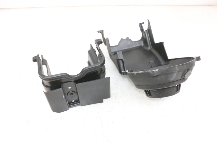 photo de CACHE MOTEUR DAELIM S1 125 (2007 - 2016) - Autre angle de vue