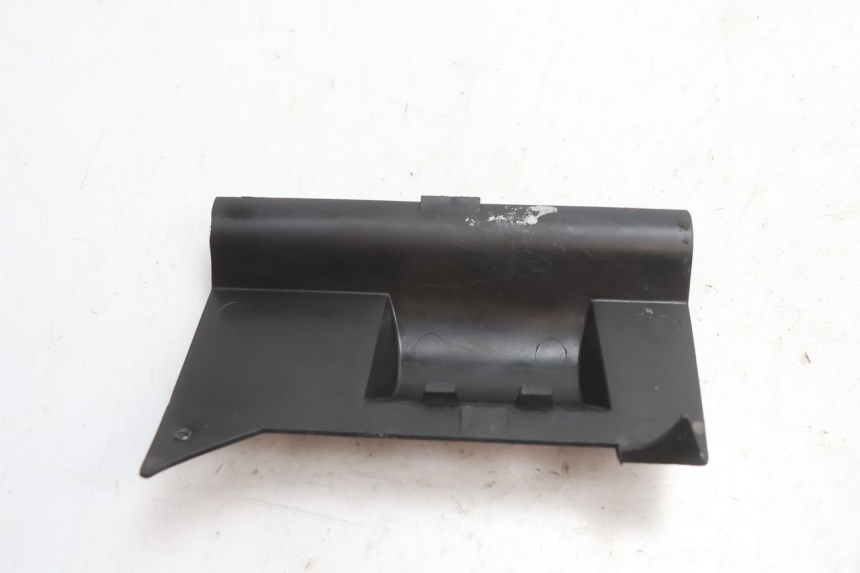 photo de CACHE MOTEUR PEUGEOT VIVACITY 50 (1998 - 2003) - Autre angle de vue