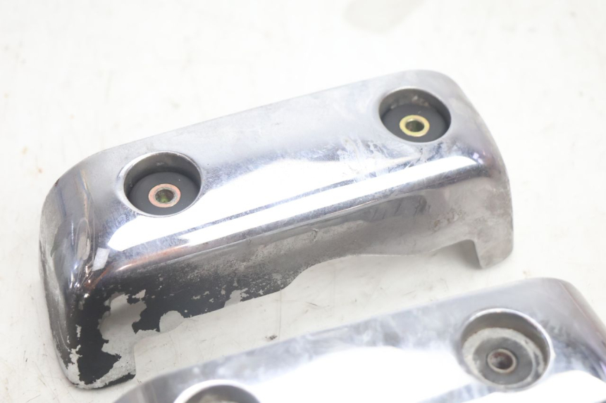 photo de CACHE MOTEUR YAMAHA XV VIRAGO 535 (1988 - 2004) - Zoom état d’usage