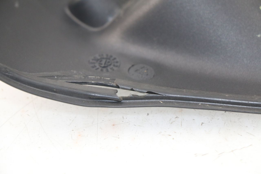 photo de CACHE NEIMAN MV AGUSTA BRUTALE R WALLY 910 (2008 - 2008) - Gros plan technique