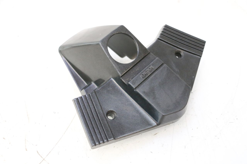photo de CACHE NEIMAN KAWASAKI GPX F ZX750F 750 (1986 - 1990) - Gros plan technique