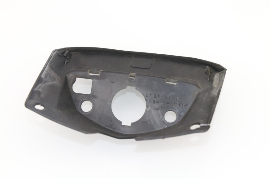 photo de CACHE NEIMAN SUZUKI GSR 600 (2005 - 2012)