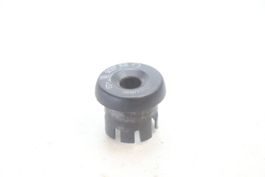 photo de CACHE NEIMAN SYM MIO 50 (2005 - 2010) - Détail de la pièce
