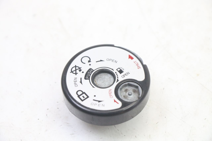 photo de CACHE NEIMAN SYM ORBIT III 3 4T 50 (2021 - 2025)