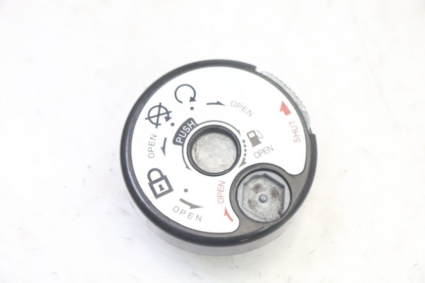 photo de CACHE NEIMAN SYM ORBIT III 3 4T 50 (2021 - 2025)