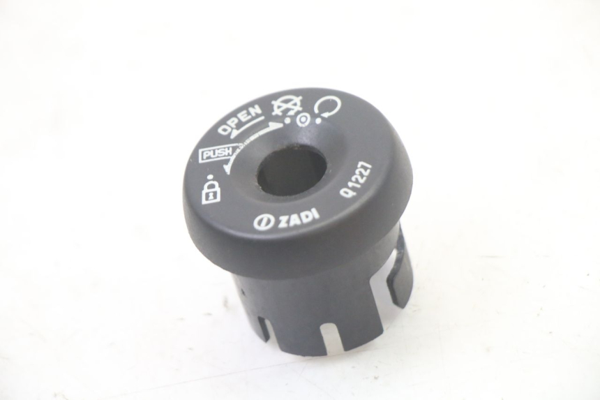 photo de CACHE NEIMAN YAMAHA WHY 50 (1998 - 2000)