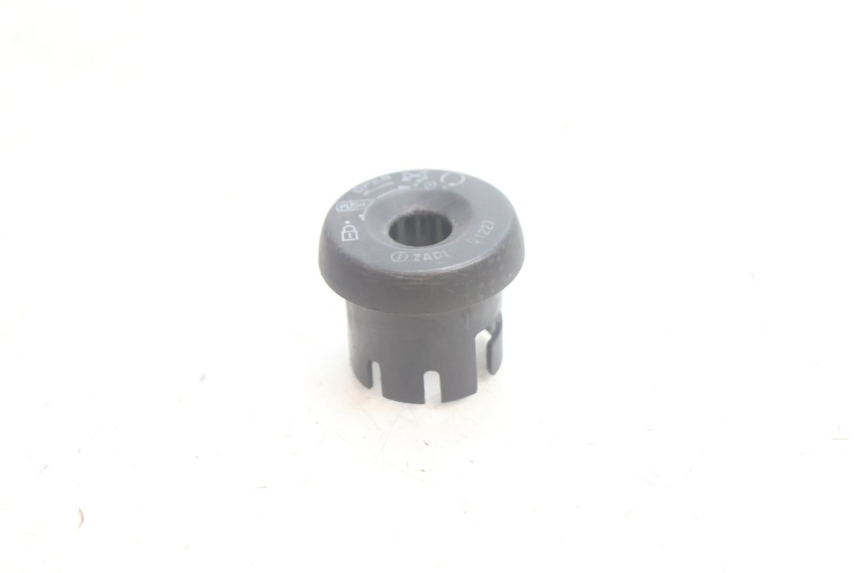 photo de CACHE NEIMAN YAMAHA YP MAJESTY 125 (2002 - 2006) - Détail de la pièce