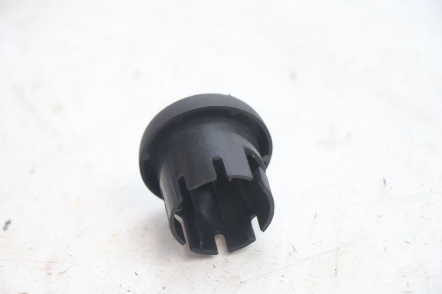 photo de CACHE NEIMAN YAMAHA YP MAJESTY 125 (2002 - 2006) - Autre angle de vue