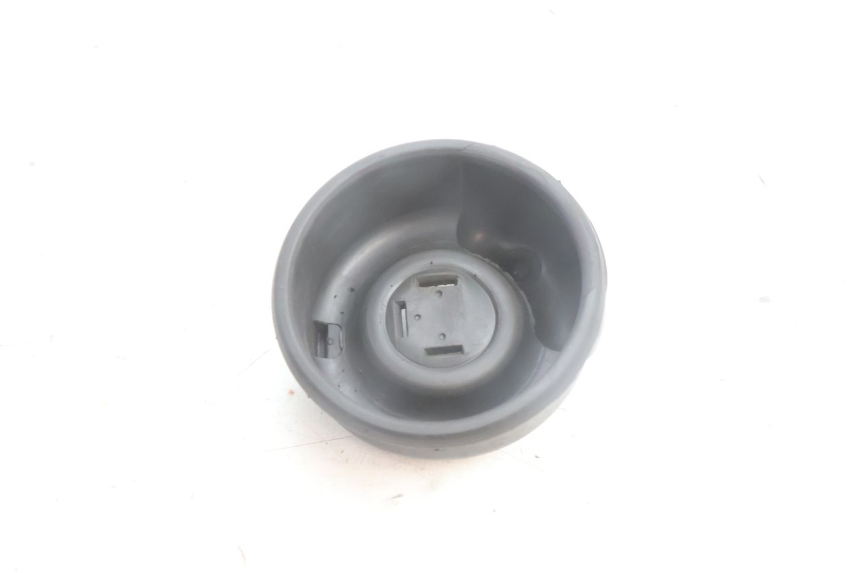 photo de CACHE POUSSIERE PHARE BMW C1 125 (2000 - 2003) - Zoom état d’usage