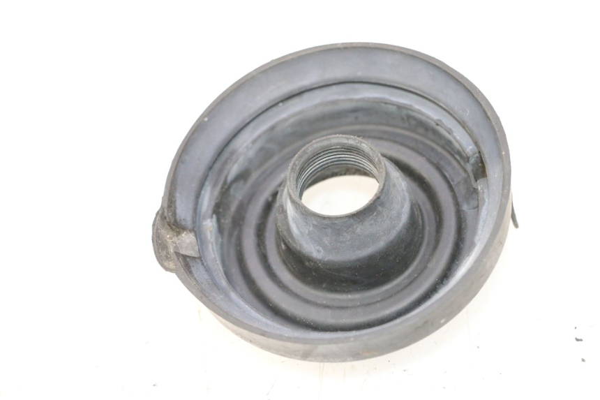 photo de CACHE POUSSIERE PHARE KAWASAKI ZX-6R ZX6R 600 (1995 - 1997) - Détail de la pièce
