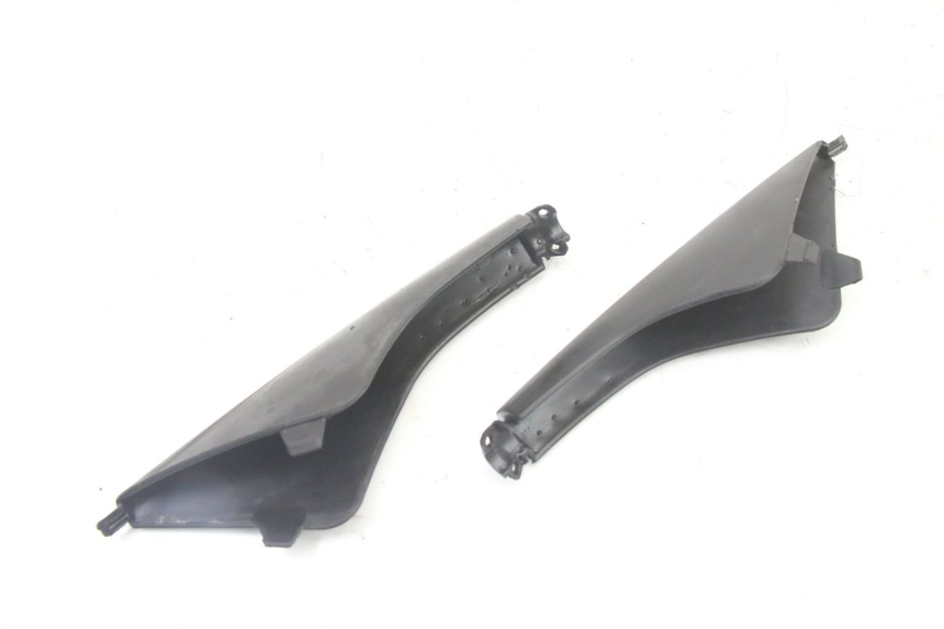 photo de CACHE RETROVISEUR APRILIA ATLANTIC 125 (2003 - 2009)