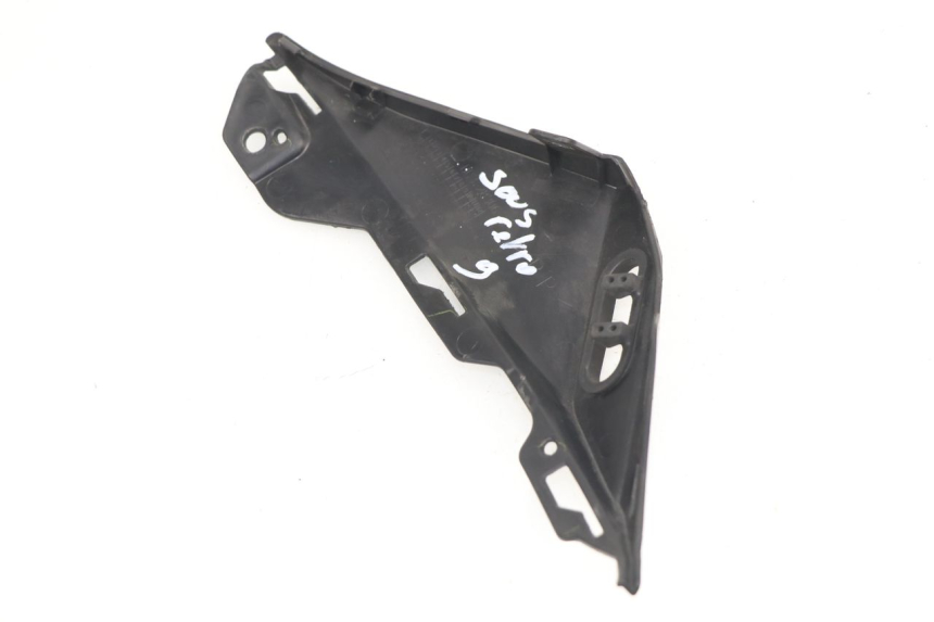 photo de CACHE RETROVISEUR YAMAHA YP T-MAX TMAX 530 (2017 - 2020) - Zoom état d’usage