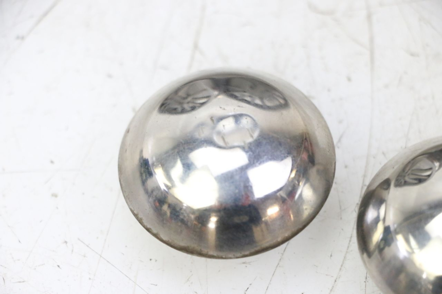 photo de CACHE ROUE PIAGGIO MP3 LT 300 (2010 - 2016) - Gros plan technique