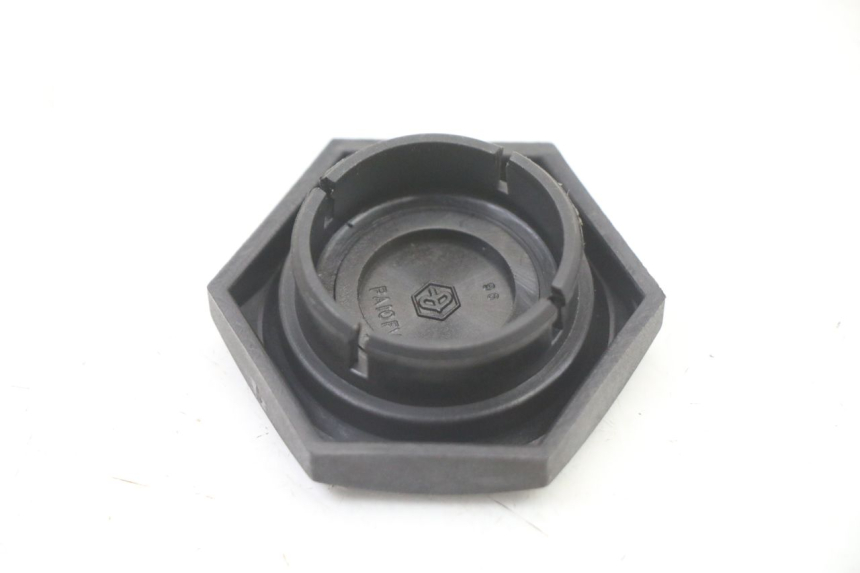 photo de CACHE ROUE PIAGGIO NRG POWER PUREJET 50 (2018 - 2021)