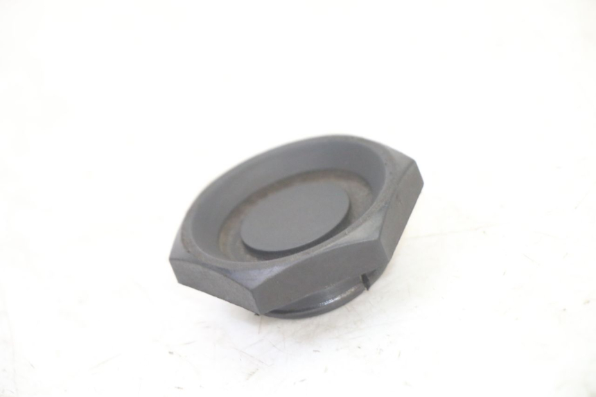 photo de CACHE ROUE GILERA RUNNER SP 50 (2006 - 2008)