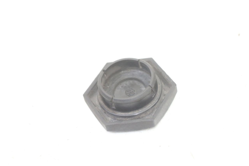 photo de CACHE ROUE GILERA RUNNER SP 50 (2006 - 2008)